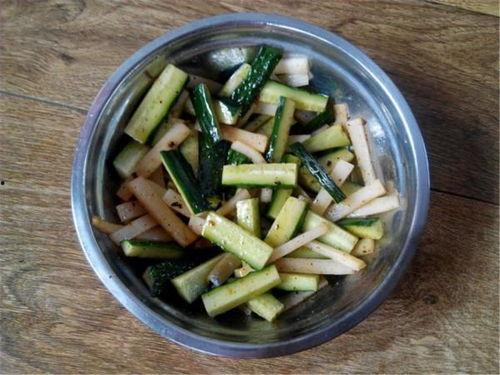 娱乐圈吃瓜吃笋,吃瓜吃笋，揭秘明星幕后故事  第2张